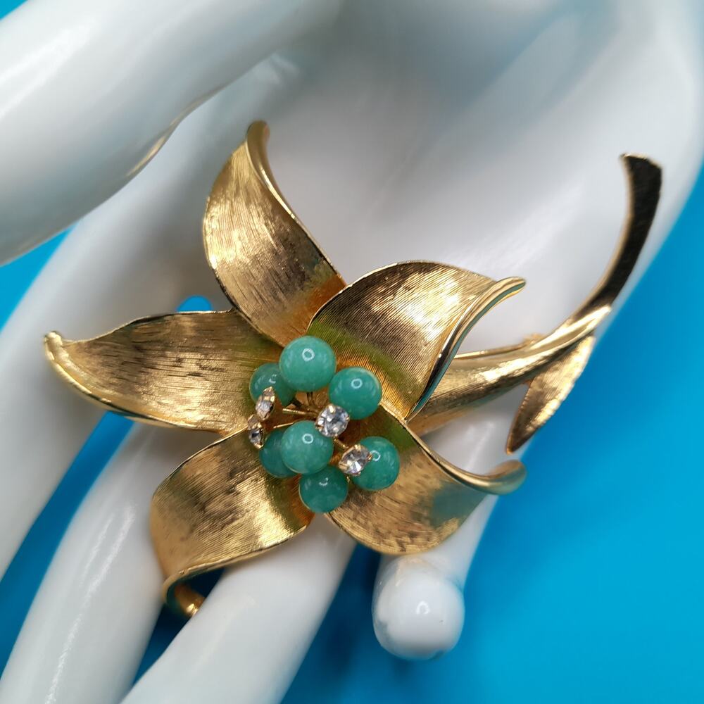 Vintage Park Lane Gold Flower Brooch Green Peking Glass Rhinestones